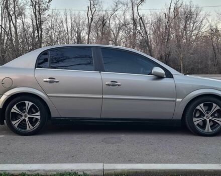 Серый Опель Вектра, объемом двигателя 3.2 л и пробегом 283 тыс. км за 2999 $, фото 5 на Automoto.ua