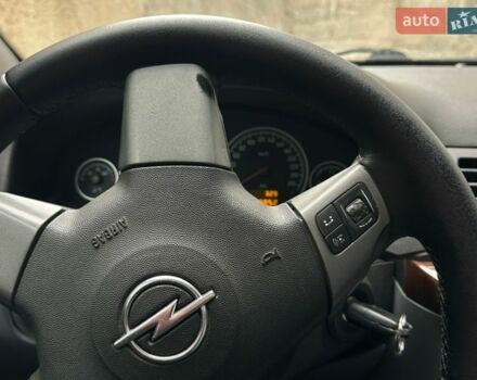 Серый Опель Вектра, объемом двигателя 2.2 л и пробегом 207 тыс. км за 4000 $, фото 13 на Automoto.ua