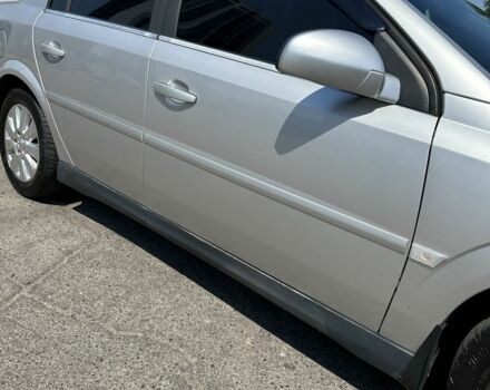 Сірий Опель Вектра, об'ємом двигуна 3.2 л та пробігом 360 тис. км за 4000 $, фото 5 на Automoto.ua