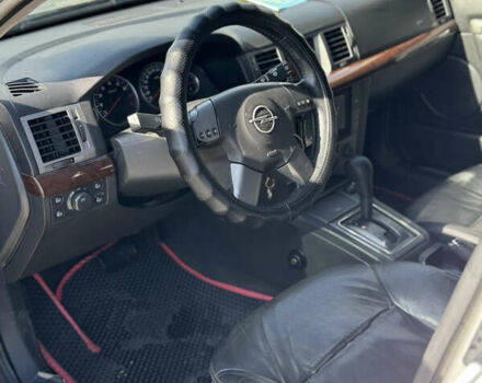 Серый Опель Вектра, объемом двигателя 2.2 л и пробегом 304 тыс. км за 3500 $, фото 6 на Automoto.ua