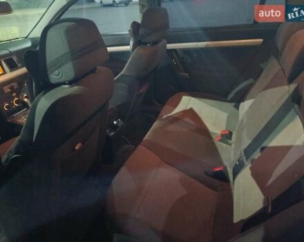 Сірий Опель Вектра, об'ємом двигуна 2.2 л та пробігом 174 тис. км за 5200 $, фото 6 на Automoto.ua