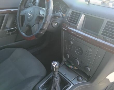 Серый Опель Вектра, объемом двигателя 2.2 л и пробегом 178 тыс. км за 5000 $, фото 4 на Automoto.ua