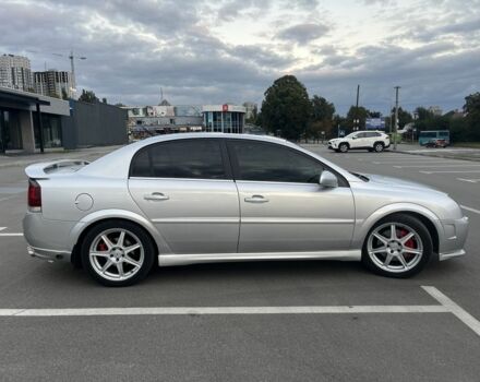 Серый Опель Вектра, объемом двигателя 3.2 л и пробегом 220 тыс. км за 4300 $, фото 2 на Automoto.ua