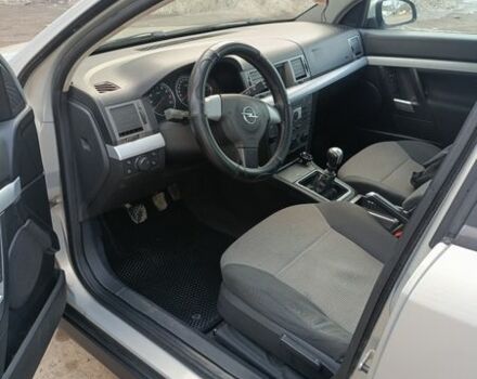 Серый Опель Вектра, объемом двигателя 1.8 л и пробегом 231 тыс. км за 3400 $, фото 16 на Automoto.ua