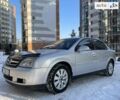Сірий Опель Вектра, об'ємом двигуна 2.2 л та пробігом 234 тис. км за 4500 $, фото 2 на Automoto.ua