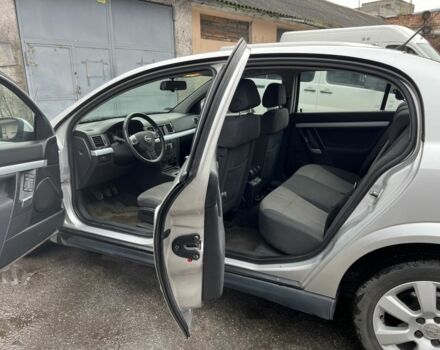 Сірий Опель Вектра, об'ємом двигуна 1.9 л та пробігом 241 тис. км за 2200 $, фото 6 на Automoto.ua