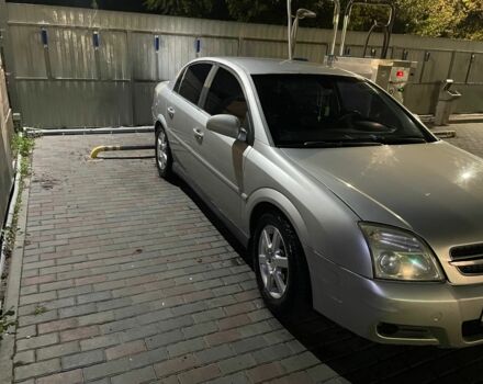 Серый Опель Вектра, объемом двигателя 3.2 л и пробегом 323 тыс. км за 2450 $, фото 14 на Automoto.ua