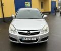 Серый Опель Вектра, объемом двигателя 2.2 л и пробегом 160 тыс. км за 3800 $, фото 1 на Automoto.ua