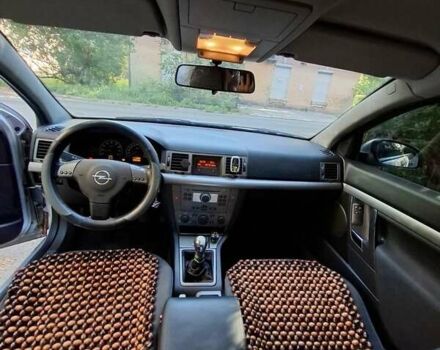 Сірий Опель Вектра, об'ємом двигуна 1.8 л та пробігом 350 тис. км за 3000 $, фото 5 на Automoto.ua