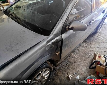 Серый Опель Вектра, объемом двигателя 1.9 л и пробегом 390 тыс. км за 2000 $, фото 4 на Automoto.ua