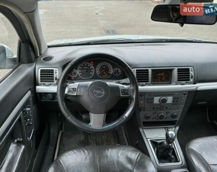 Сірий Опель Вектра, об'ємом двигуна 2.2 л та пробігом 240 тис. км за 3850 $, фото 26 на Automoto.ua