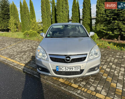 Сірий Опель Вектра, об'ємом двигуна 2.2 л та пробігом 182 тис. км за 4999 $, фото 4 на Automoto.ua