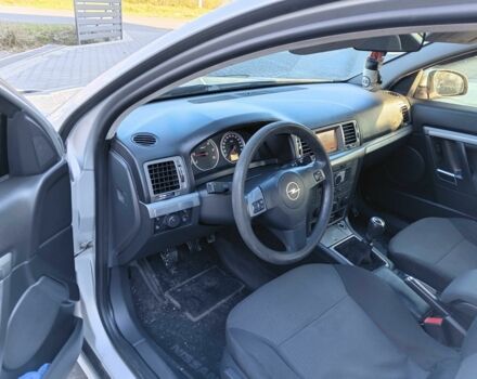 Серый Опель Вектра, объемом двигателя 1.9 л и пробегом 315 тыс. км за 4200 $, фото 15 на Automoto.ua