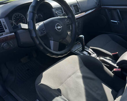 Опель Вектра 2005 у Кривому Розі на Automoto.ua Сірий Опель Вектра, об'ємом двигуна 2.2 л та пробігом 375 тис. км за 4500 $, фото 6 на Automoto.ua