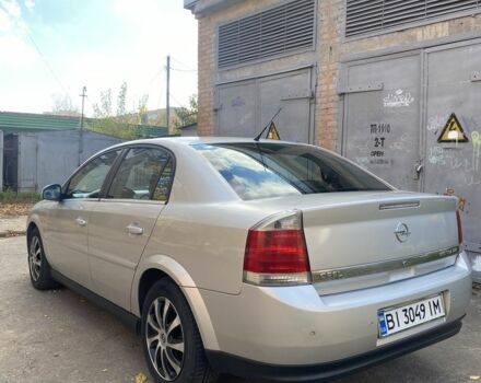 Сірий Опель Вектра, об'ємом двигуна 2.2 л та пробігом 300 тис. км за 4300 $, фото 1 на Automoto.ua