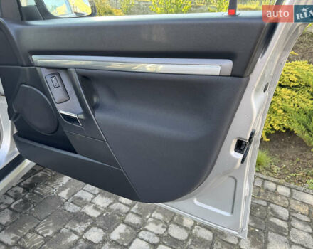 Серый Опель Вектра, объемом двигателя 2.2 л и пробегом 182 тыс. км за 5000 $, фото 87 на Automoto.ua