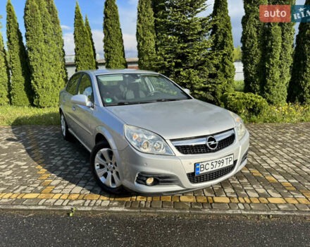 Серый Опель Вектра, объемом двигателя 2.2 л и пробегом 182 тыс. км за 5000 $, фото 1 на Automoto.ua