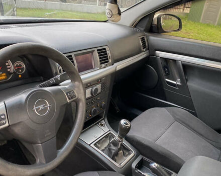 Опель Вектра 2005 у Тячеве на Automoto.ua Сірий Опель Вектра, об'ємом двигуна 1.9 л та пробігом 280 тис. км за 3699 $, фото 19 на Automoto.ua