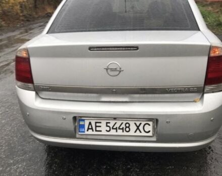Серый Опель Вектра, объемом двигателя 2.2 л и пробегом 382 тыс. км за 4100 $, фото 1 на Automoto.ua