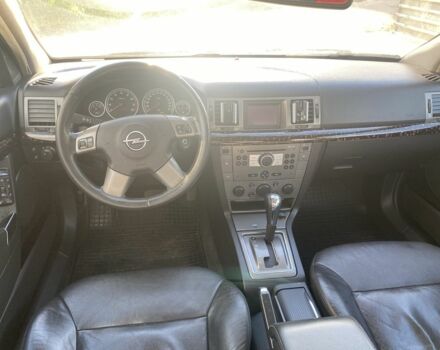 Сірий Опель Вектра, об'ємом двигуна 2.2 л та пробігом 300 тис. км за 4300 $, фото 4 на Automoto.ua