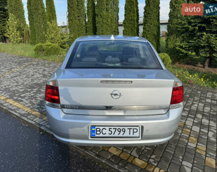 Сірий Опель Вектра, об'ємом двигуна 2.2 л та пробігом 182 тис. км за 4999 $, фото 26 на Automoto.ua