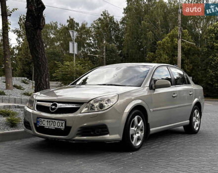 Серый Опель Вектра, объемом двигателя 2.2 л и пробегом 318 тыс. км за 3850 $, фото 1 на Automoto.ua