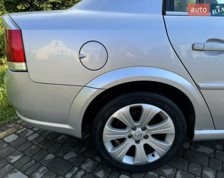 Сірий Опель Вектра, об'ємом двигуна 2.2 л та пробігом 182 тис. км за 4999 $, фото 21 на Automoto.ua