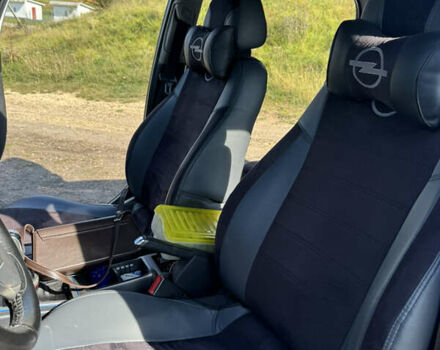 Сірий Опель Вектра, об'ємом двигуна 2.2 л та пробігом 227 тис. км за 4400 $, фото 7 на Automoto.ua