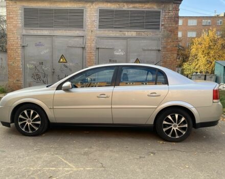 Сірий Опель Вектра, об'ємом двигуна 2.2 л та пробігом 300 тис. км за 4300 $, фото 3 на Automoto.ua