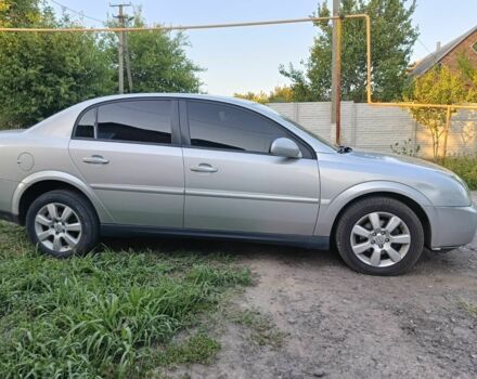 Сірий Опель Вектра, об'ємом двигуна 2 л та пробігом 300 тис. км за 1500 $, фото 1 на Automoto.ua