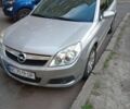 Сірий Опель Вектра, об'ємом двигуна 2.2 л та пробігом 112 тис. км за 5500 $, фото 2 на Automoto.ua