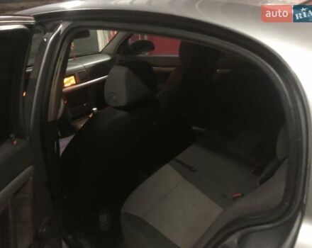 Сірий Опель Вектра, об'ємом двигуна 2.2 л та пробігом 310 тис. км за 3999 $, фото 1 на Automoto.ua