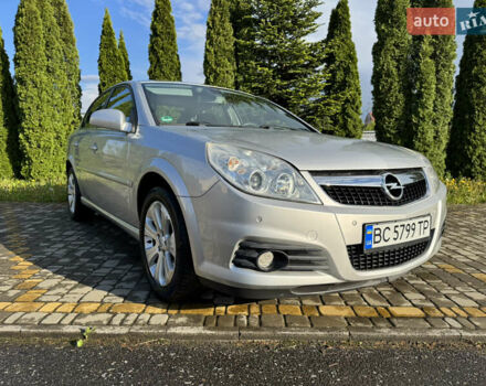 Сірий Опель Вектра, об'ємом двигуна 2.2 л та пробігом 180 тис. км за 5000 $, фото 7 на Automoto.ua