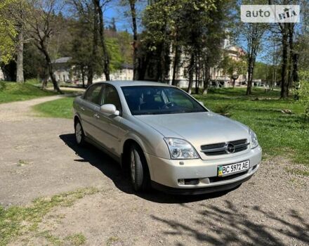 Серый Опель Вектра, объемом двигателя 2.2 л и пробегом 146 тыс. км за 5000 $, фото 1 на Automoto.ua