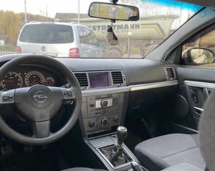 Опель Вектра 2005 у Тячеве на Automoto.ua Сірий Опель Вектра, об'ємом двигуна 1.9 л та пробігом 280 тис. км за 3699 $, фото 21 на Automoto.ua