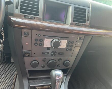 Серый Опель Вектра, объемом двигателя 2.2 л и пробегом 251 тыс. км за 3500 $, фото 6 на Automoto.ua