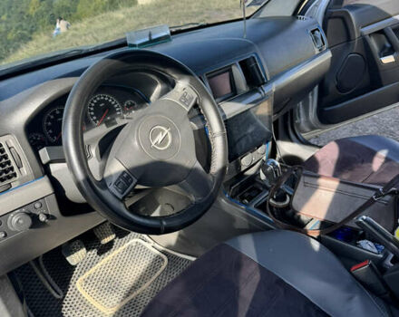 Сірий Опель Вектра, об'ємом двигуна 2.2 л та пробігом 227 тис. км за 4400 $, фото 5 на Automoto.ua