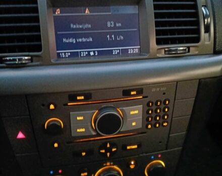 Серый Опель Вектра, объемом двигателя 1.9 л и пробегом 315 тыс. км за 4200 $, фото 8 на Automoto.ua