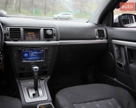 Сірий Опель Вектра, об'ємом двигуна 2.2 л та пробігом 174 тис. км за 5900 $, фото 12 на Automoto.ua