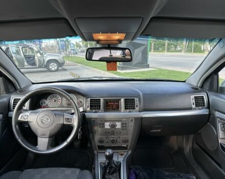 Серый Опель Вектра, объемом двигателя 2.2 л и пробегом 260 тыс. км за 3800 $, фото 7 на Automoto.ua