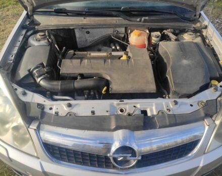 Сірий Опель Вектра, об'ємом двигуна 2.2 л та пробігом 202 тис. км за 4000 $, фото 12 на Automoto.ua