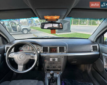 Сірий Опель Вектра, об'ємом двигуна 2.2 л та пробігом 260 тис. км за 4100 $, фото 10 на Automoto.ua