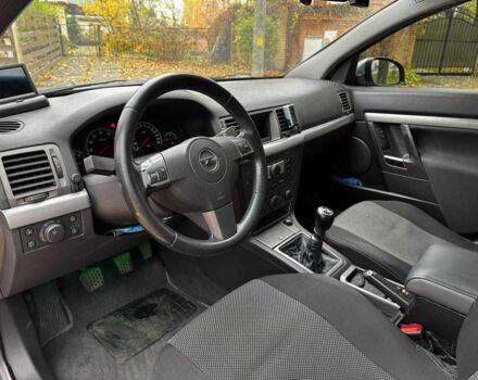 Серый Опель Вектра, объемом двигателя 1.8 л и пробегом 294 тыс. км за 5690 $, фото 12 на Automoto.ua