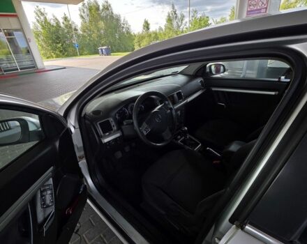 Серый Опель Вектра, объемом двигателя 0 л и пробегом 200 тыс. км за 2100 $, фото 4 на Automoto.ua