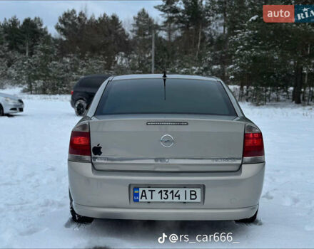 Серый Опель Вектра, объемом двигателя 2.2 л и пробегом 271 тыс. км за 4300 $, фото 11 на Automoto.ua