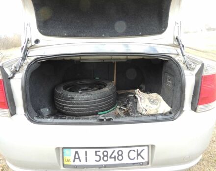 Сірий Опель Вектра, об'ємом двигуна 2.2 л та пробігом 323 тис. км за 4200 $, фото 13 на Automoto.ua