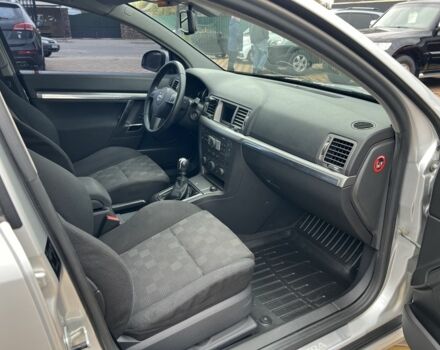 Сірий Опель Вектра, об'ємом двигуна 2.2 л та пробігом 112 тис. км за 6750 $, фото 11 на Automoto.ua