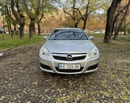 Серый Опель Вектра, объемом двигателя 2.2 л и пробегом 165 тыс. км за 4900 $, фото 2 на Automoto.ua