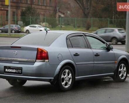 Сірий Опель Вектра, об'ємом двигуна 2.2 л та пробігом 174 тис. км за 5900 $, фото 5 на Automoto.ua