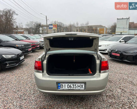 Серый Опель Вектра, объемом двигателя 2.2 л и пробегом 230 тыс. км за 5700 $, фото 10 на Automoto.ua